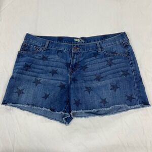Old Navy Diva Blue Star Print Denim Shorts Womens 18 plus Frayed Hem Medium Wash